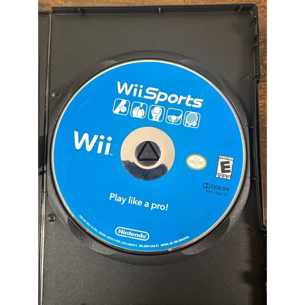 Nintendo Wii Sports Game Disc RVL-006 USA Tennis Baseball Bowling Golf Boxing E
